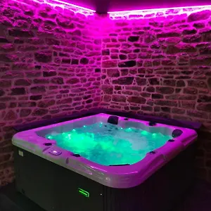 Le Jardin Medicis Avec Jacuzzi Et Sauna Tredion